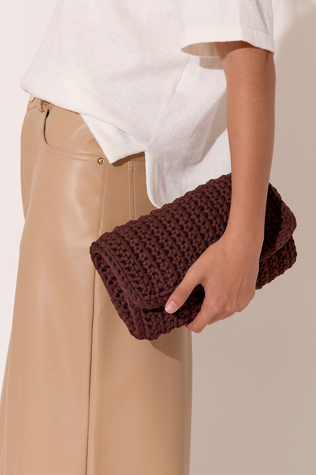 Katarina Knit Clutch Bag - Chocolate