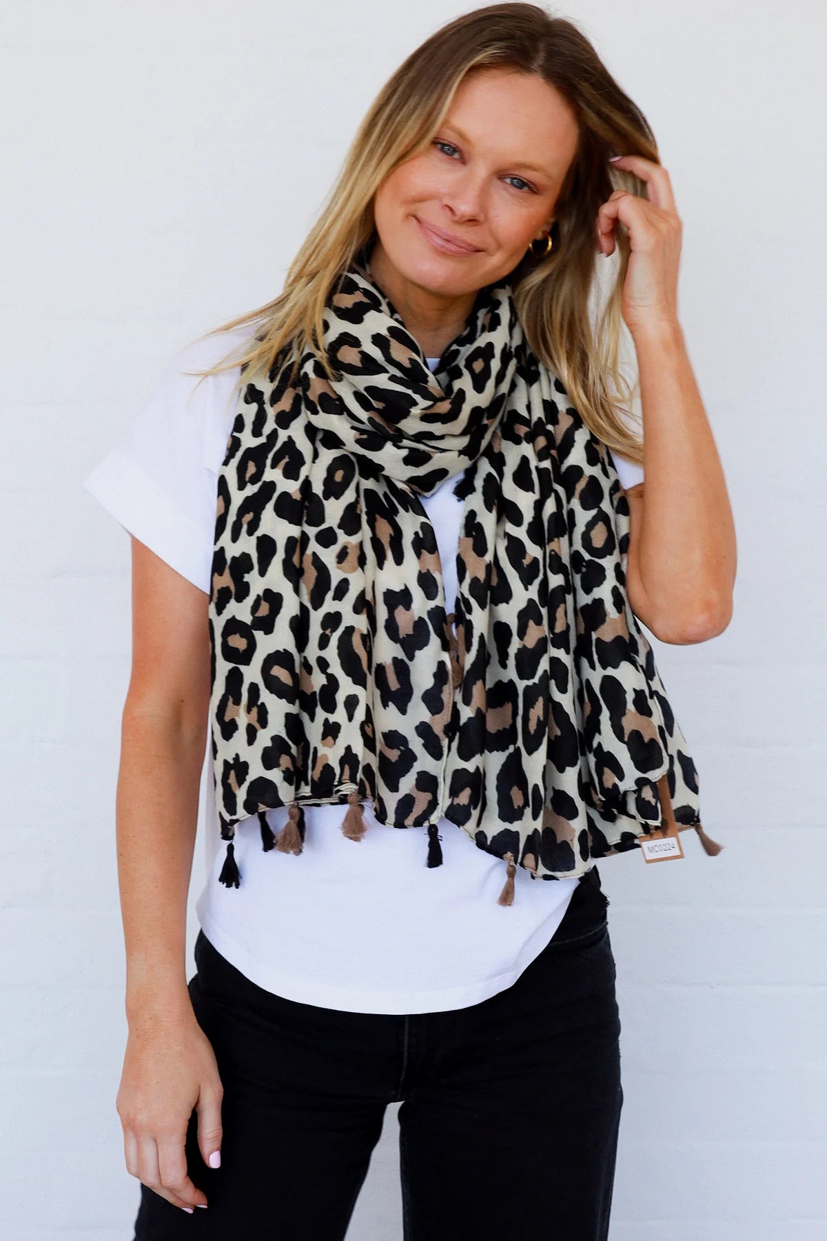 Scarf - White Leopard